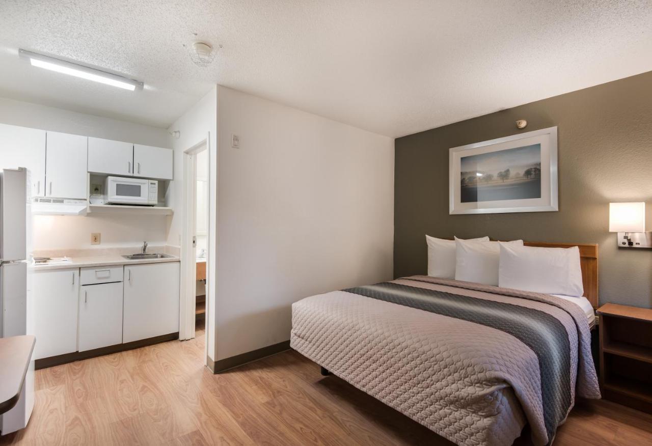 Birch Hill Suites Kansas City - Independence Kültér fotó