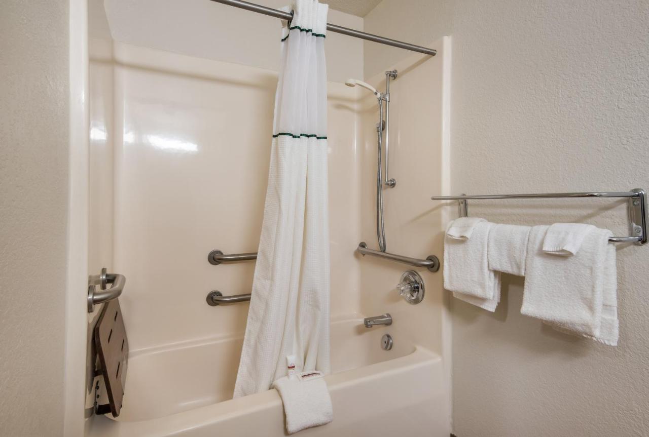 Birch Hill Suites Kansas City - Independence Kültér fotó