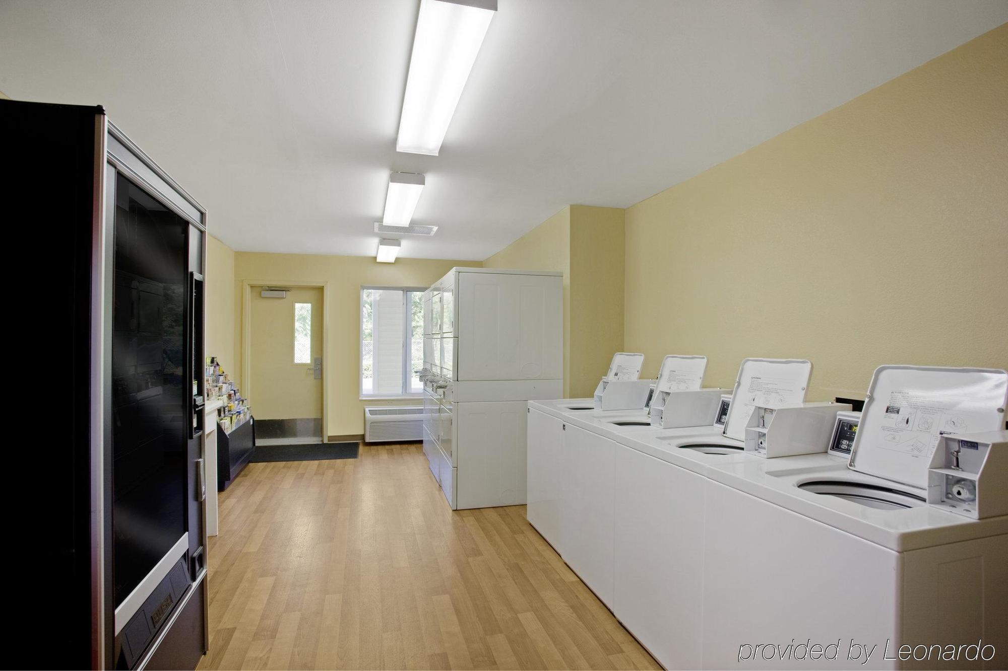 Birch Hill Suites Kansas City - Independence Kültér fotó