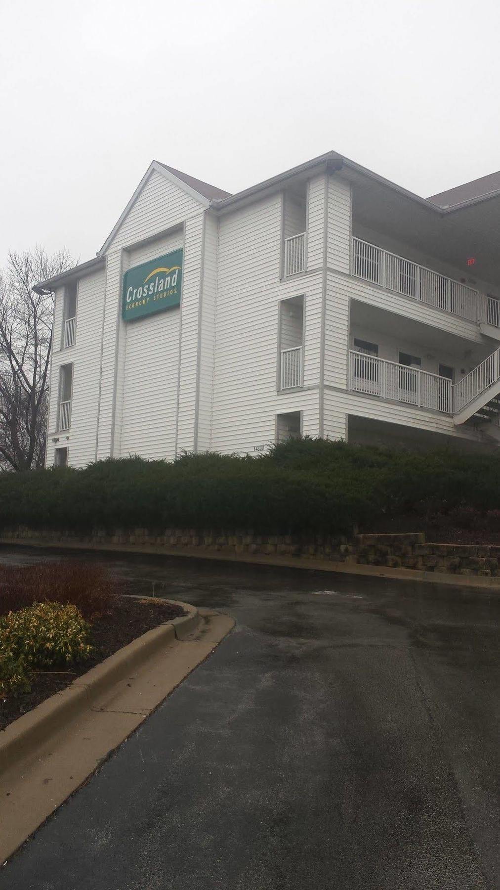 Birch Hill Suites Kansas City - Independence Kültér fotó