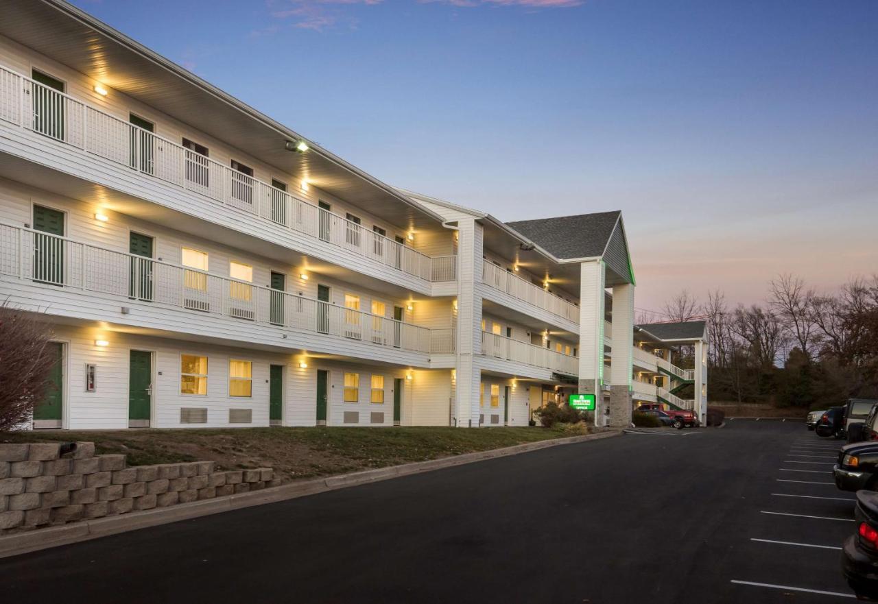 Birch Hill Suites Kansas City - Independence Kültér fotó