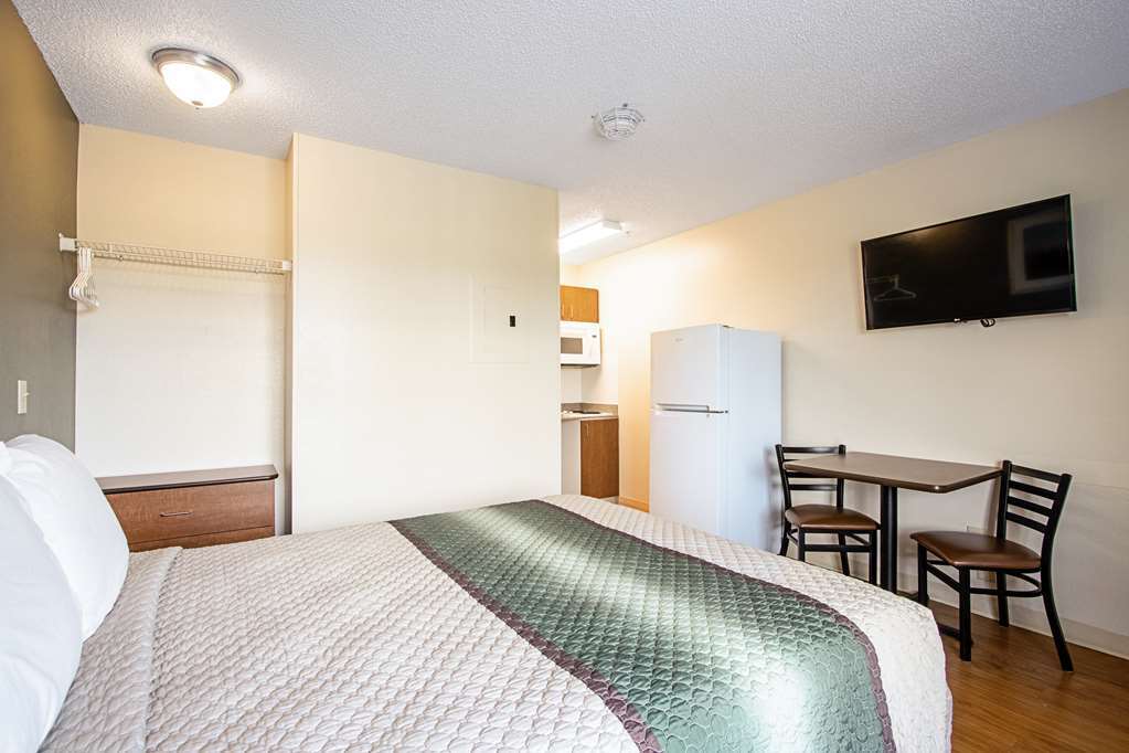 Birch Hill Suites Kansas City - Independence Szoba fotó